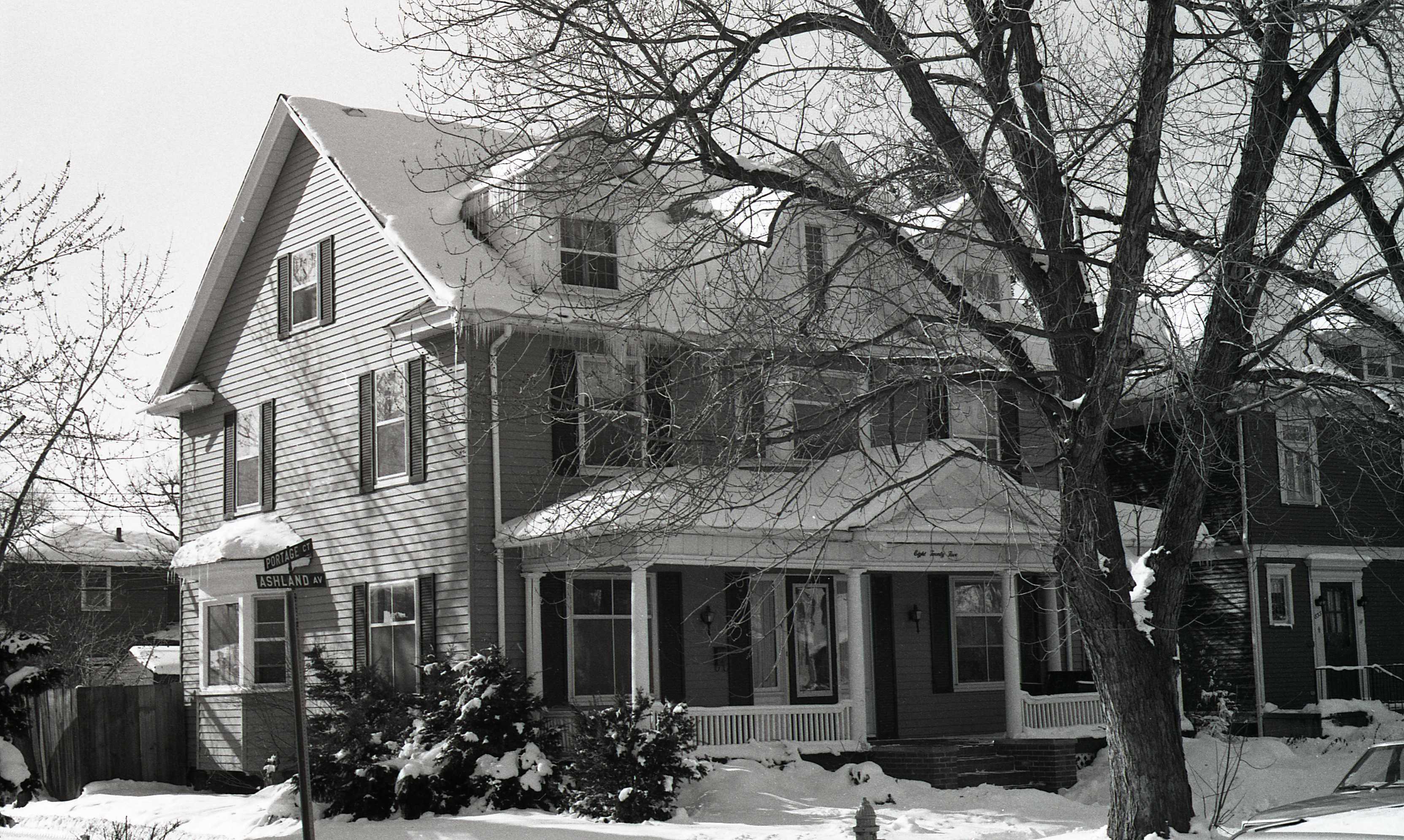 825 Ashland Avenue